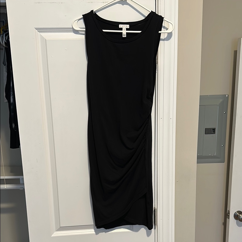 Black Sleeveless Dress